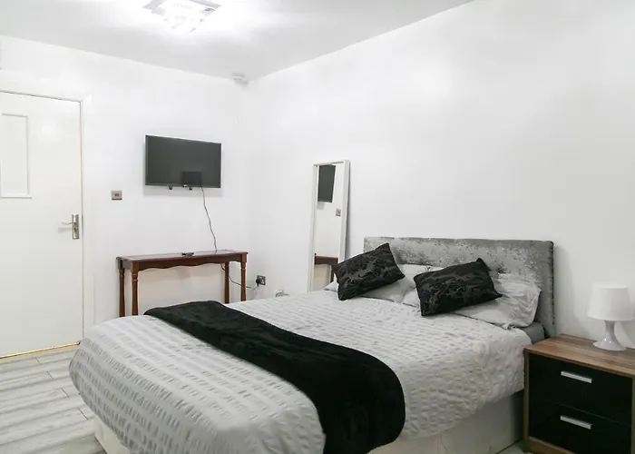 Cheetham Hills Apartments